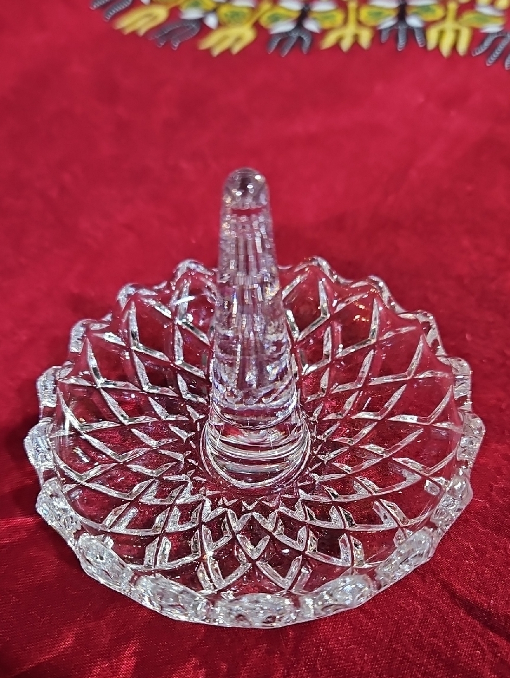 VTG Crystal Clear Cut Glass Ring Holder Dish – Scalloped Edge Vanity Organizer